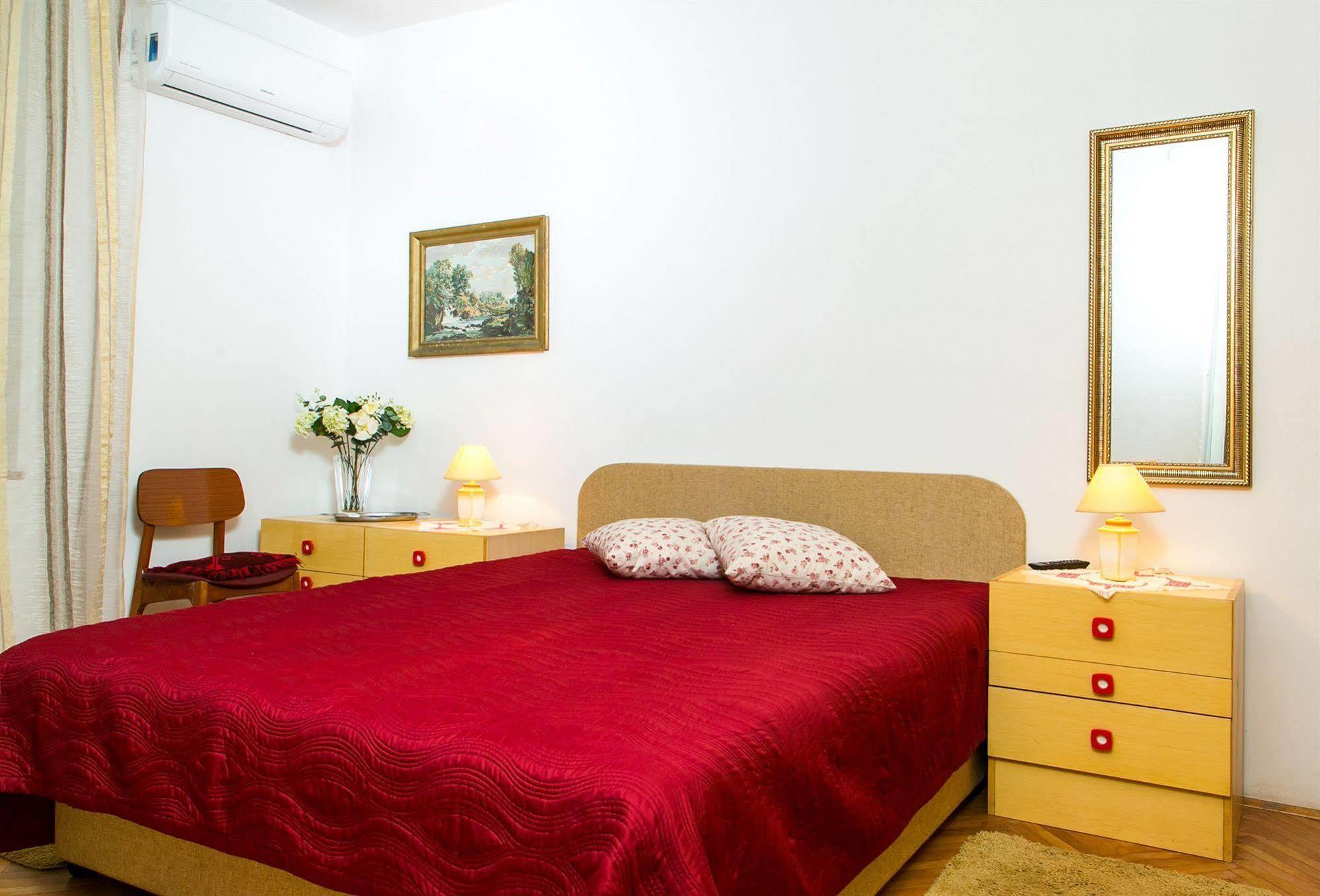 Apartments Mare Dubrovnik Bagian luar foto